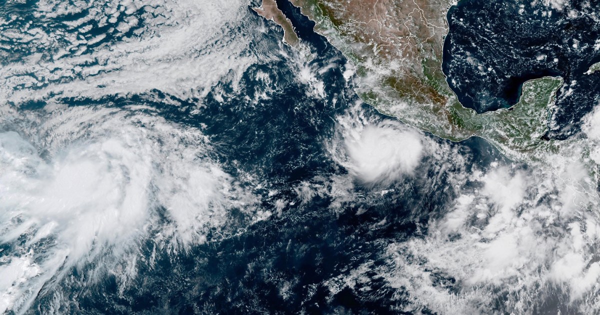 Hurricane Polo Drenches Mexico's Coast; Hurricane Nolo Threatens Hawaii with Catastrophic Flooding