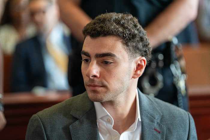 Luigi Mangione Expected to Plead Guilty in Federal Case for UnitedHealthcare CEO Killing
