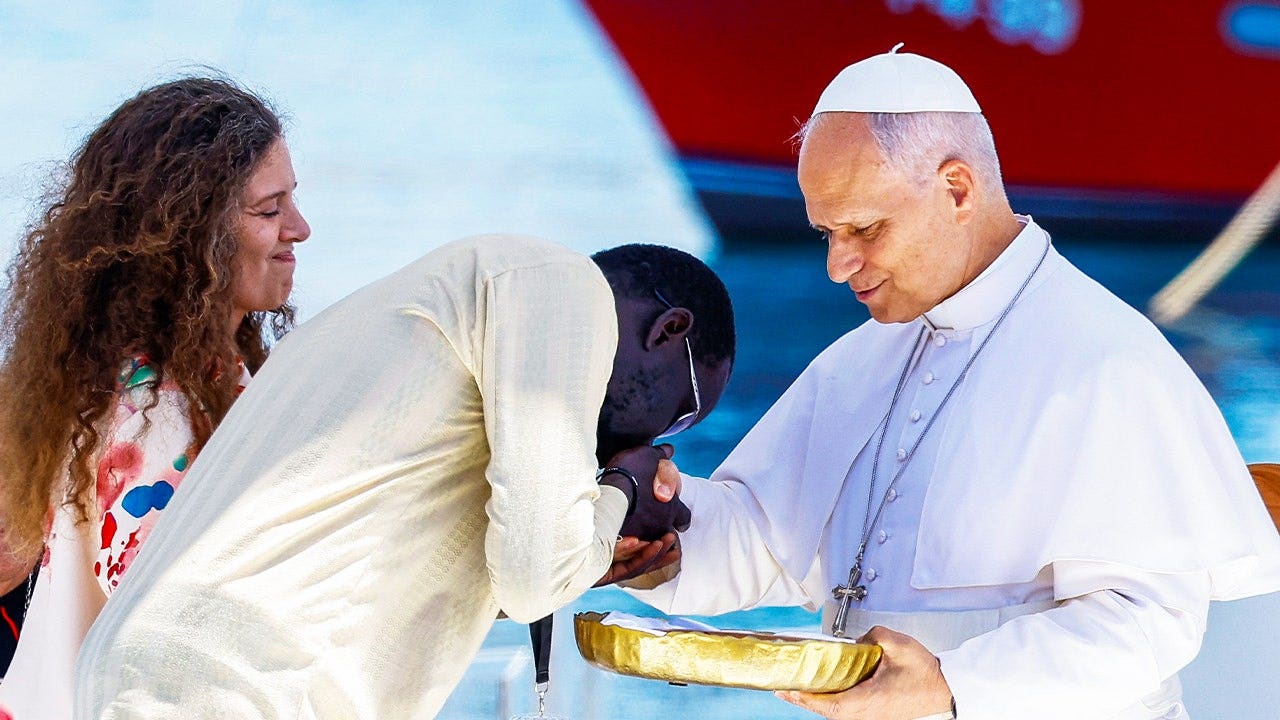 Pope Leo XIV Visits Canary Islands to Address Migration Crisis at European Entry Point