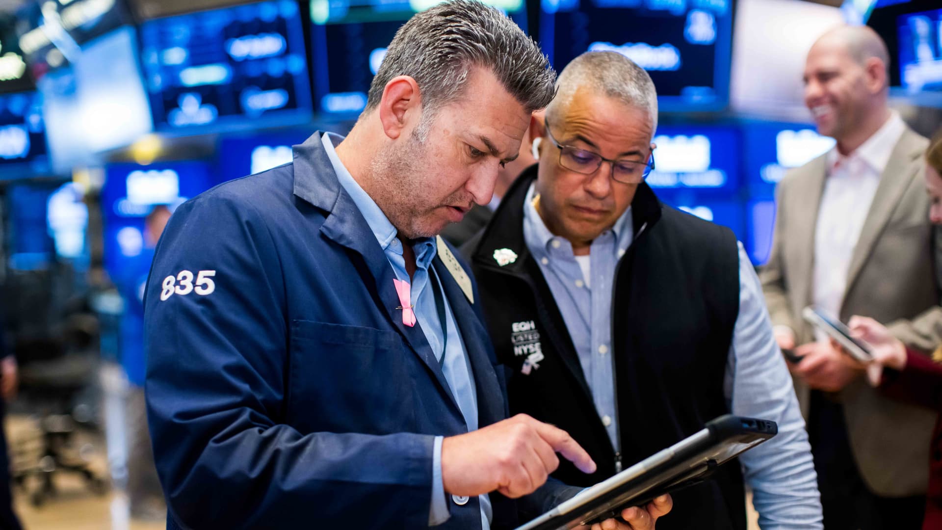 Small Business Optimism Surges as Hiring Plans Hit 4-Year High