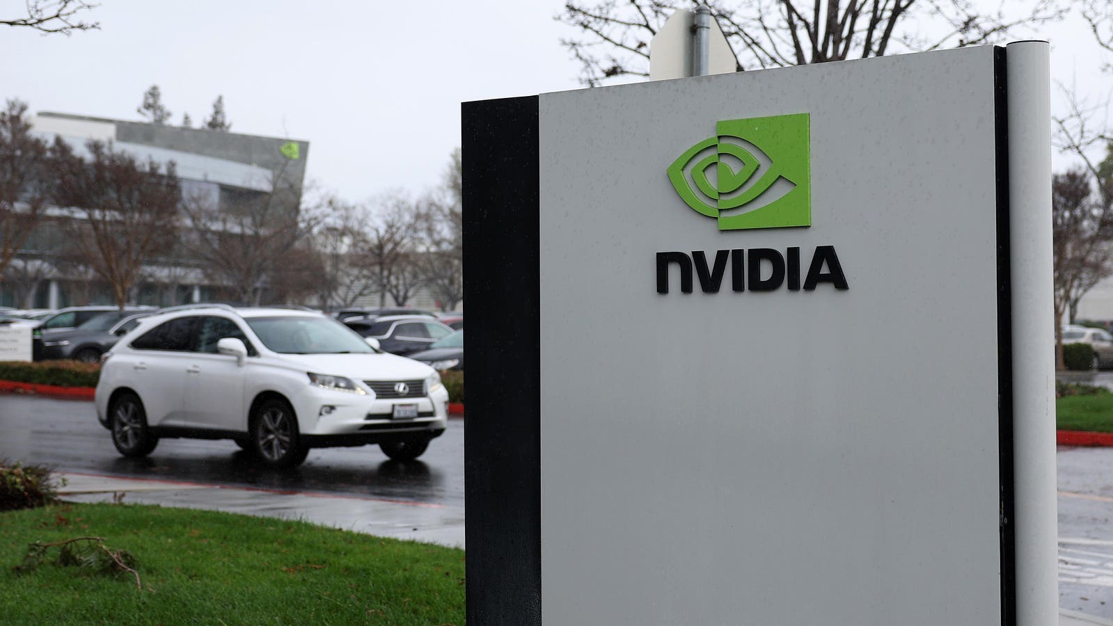 Stock Market Dips as Inflation Concerns Persist; Nvidia Earnings Await