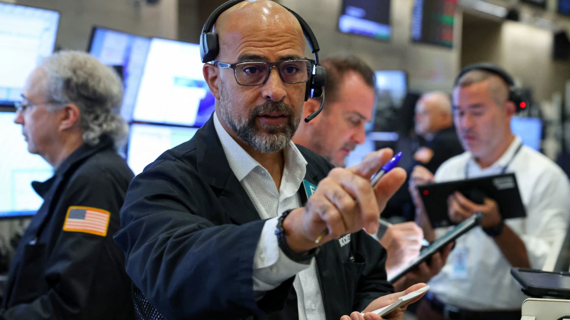 Stock Market Mixed as Nasdaq Hits Intraday Record; Crypto Rally Eases After Regulatory Clarity