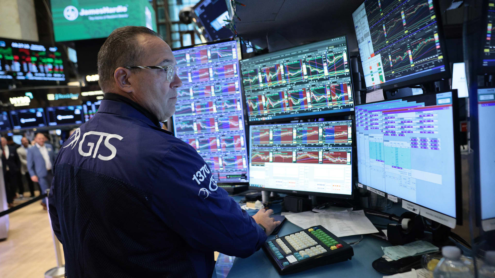 Stocks Rise Ahead of Fed Decision as Markets Digest Rate Hike Reality