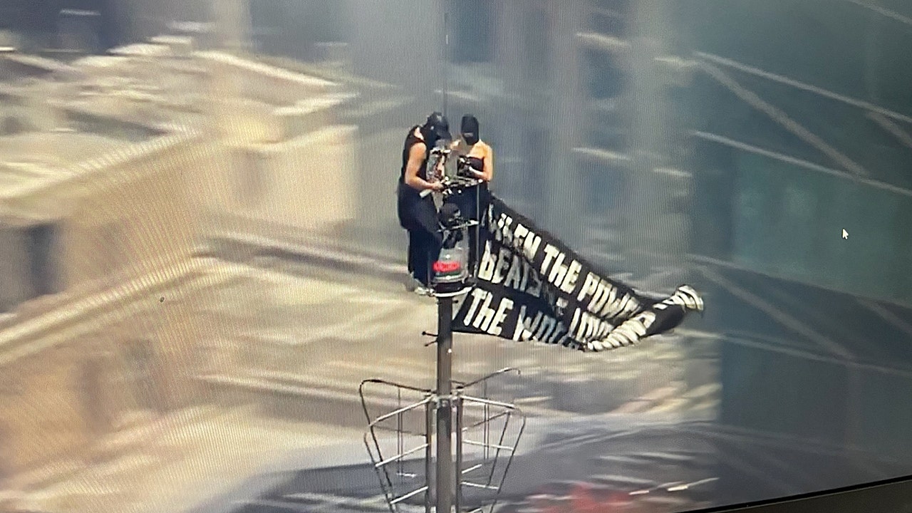Two climbers arrested after scaling Empire State Building with banner amid July 4 celebrations